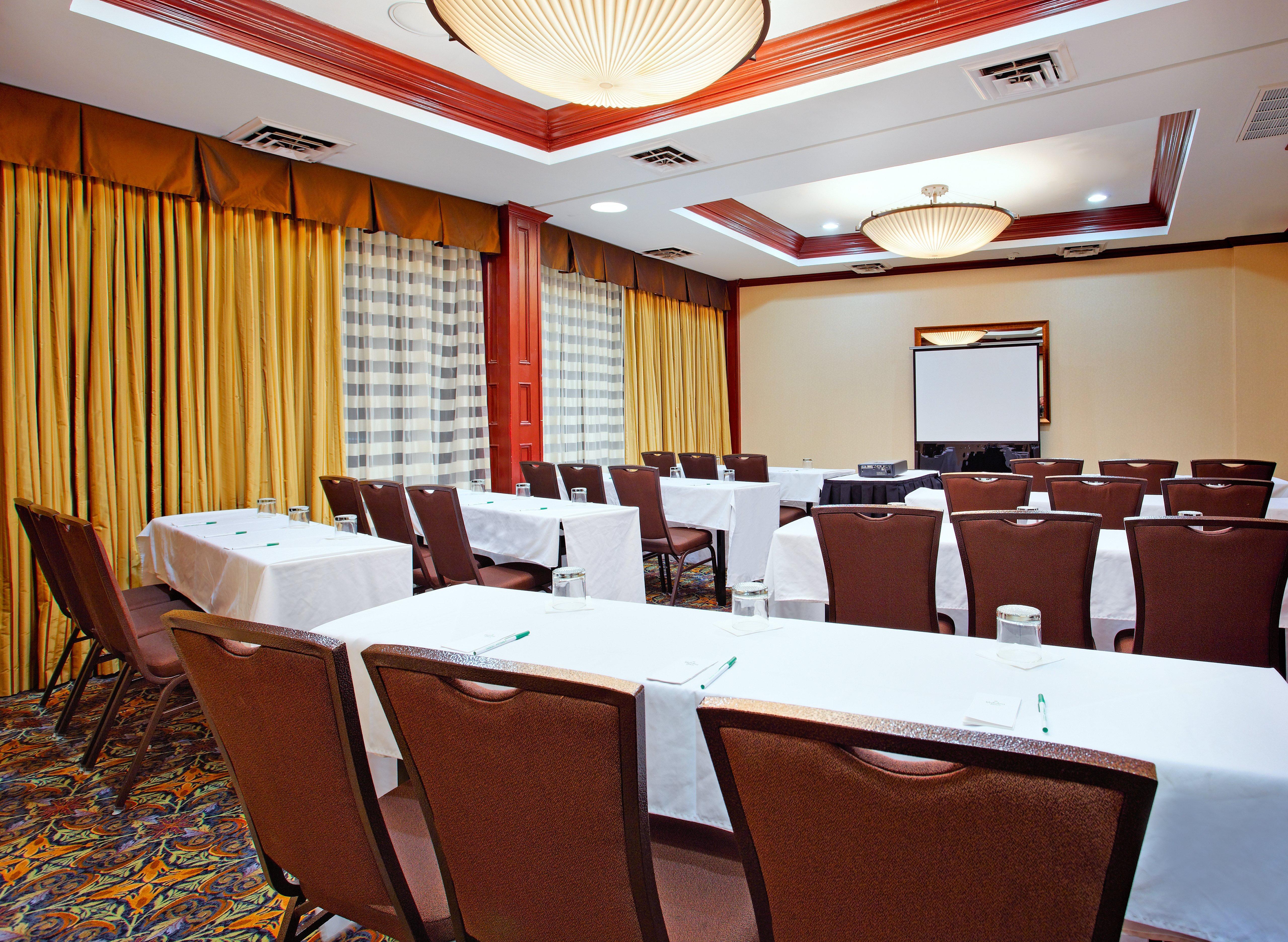 Holiday Inn Express Dallas Market Center By Ihg Eksteriør billede