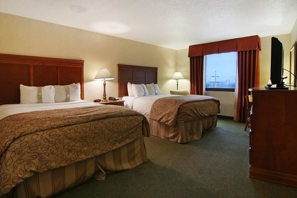 Holiday Inn Express Dallas Market Center By Ihg Eksteriør billede