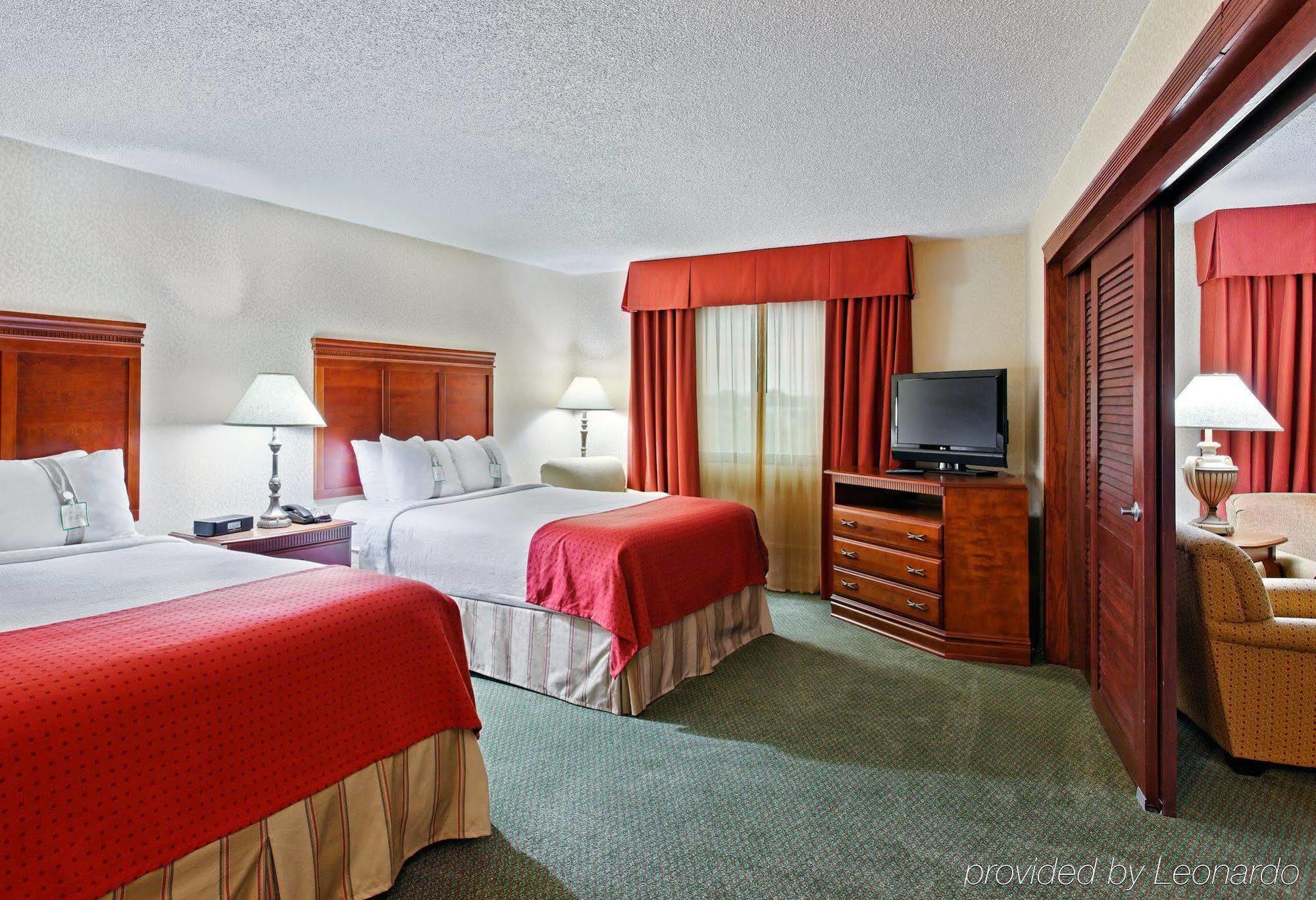 Holiday Inn Express Dallas Market Center By Ihg Værelse billede