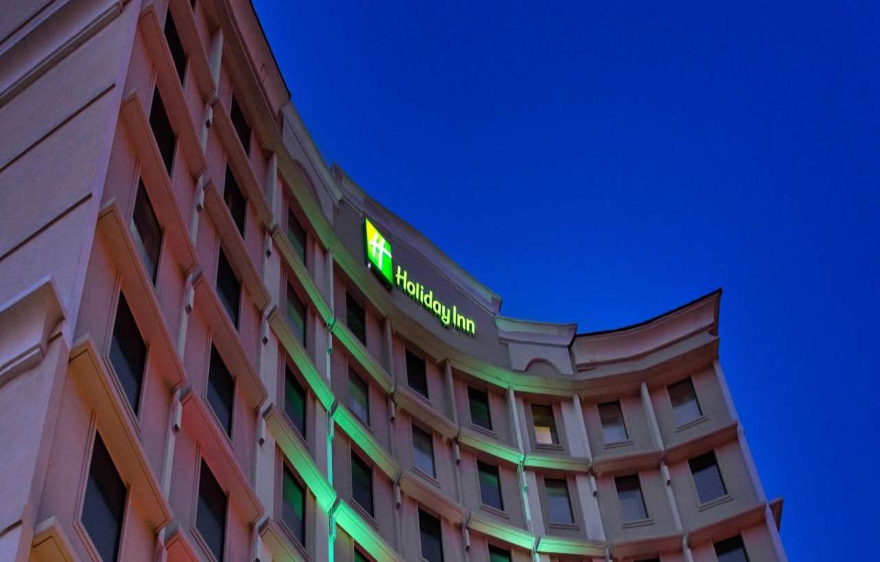 Holiday Inn Express Dallas Market Center By Ihg Eksteriør billede